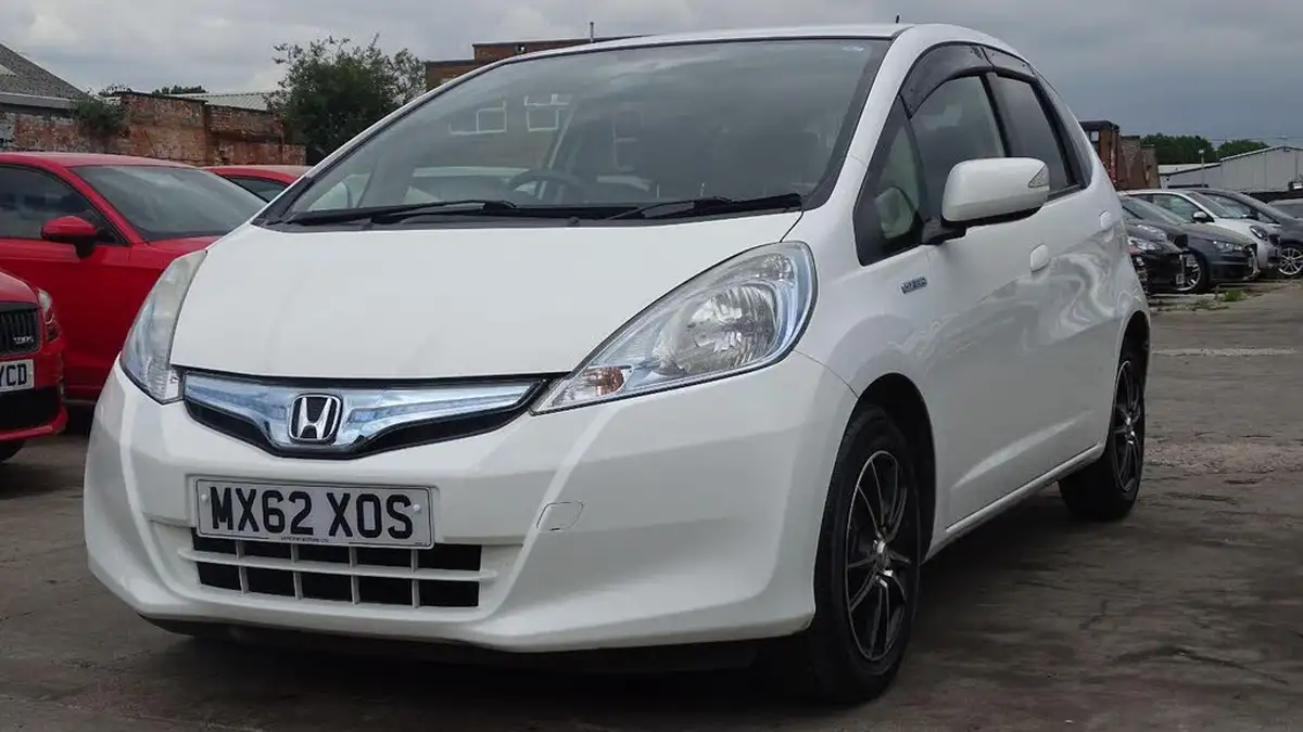 2013-honda-jazz-13-he-big-5
