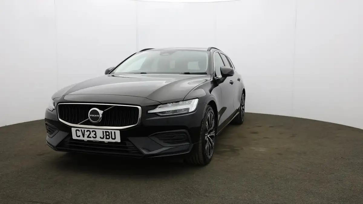 2023-volvo-v60-20-b3-core-big-43