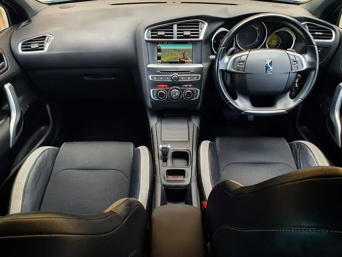 2015-citroen-ds4-16e-hdi-dstyle-nav-etg6-big-14
