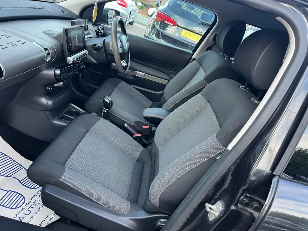 2016-citroen-c4-cactus-12-puretech-flair-110ps-ss-big-24