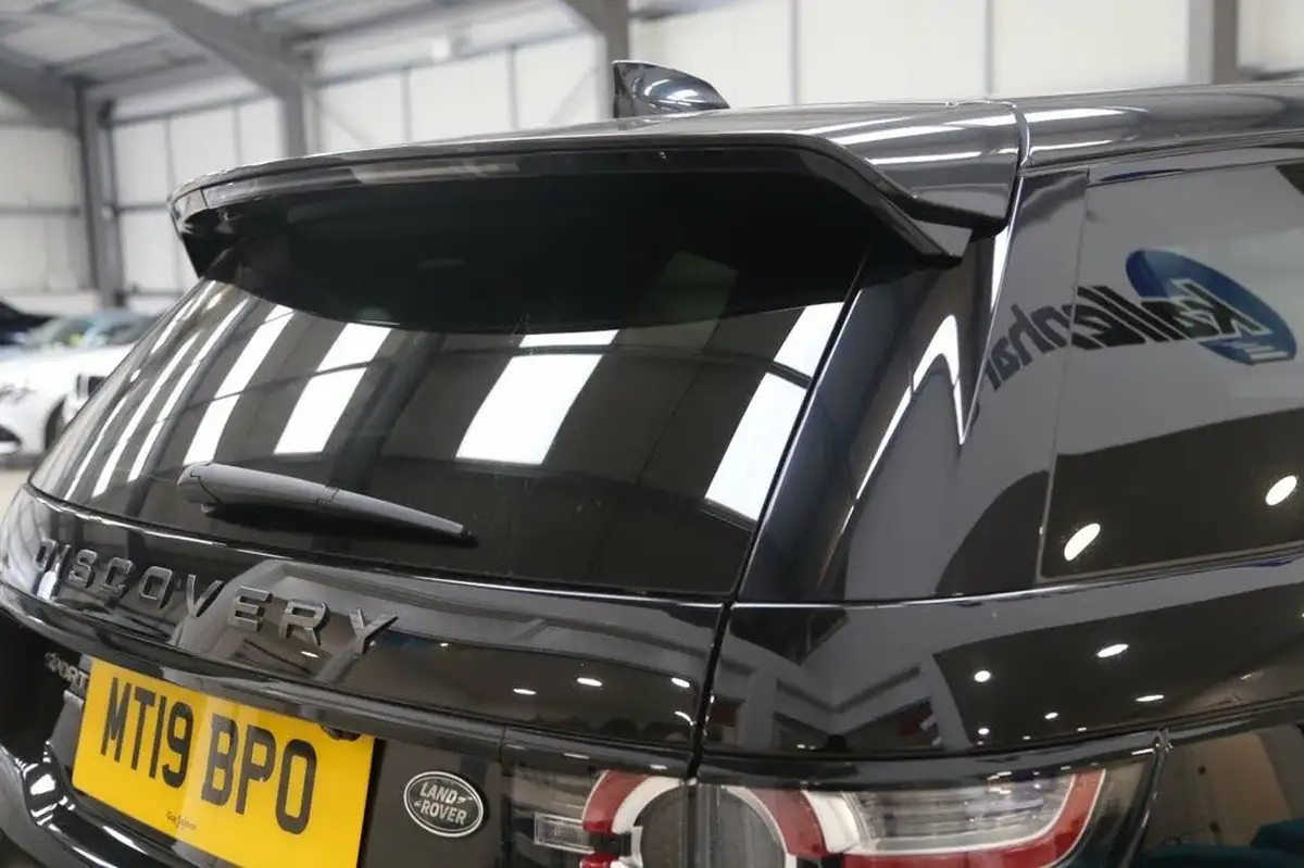 2019-land-rover-discovery-sport-20td4-landmark-big-19