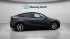 2022-tesla-model-y-e-long-range-small-8