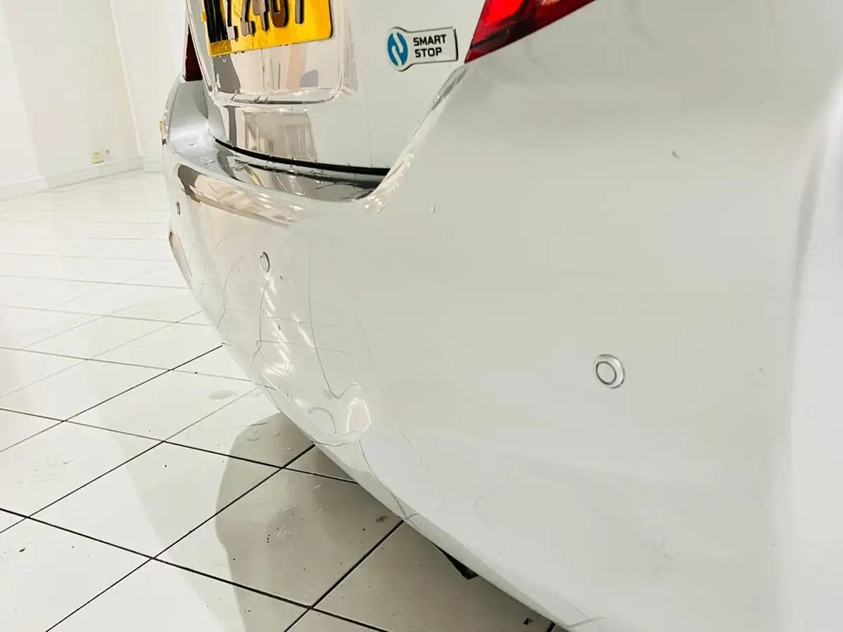 2011-toyota-yaris-133-tr-99bhp-5d-m-drive-s-big-18