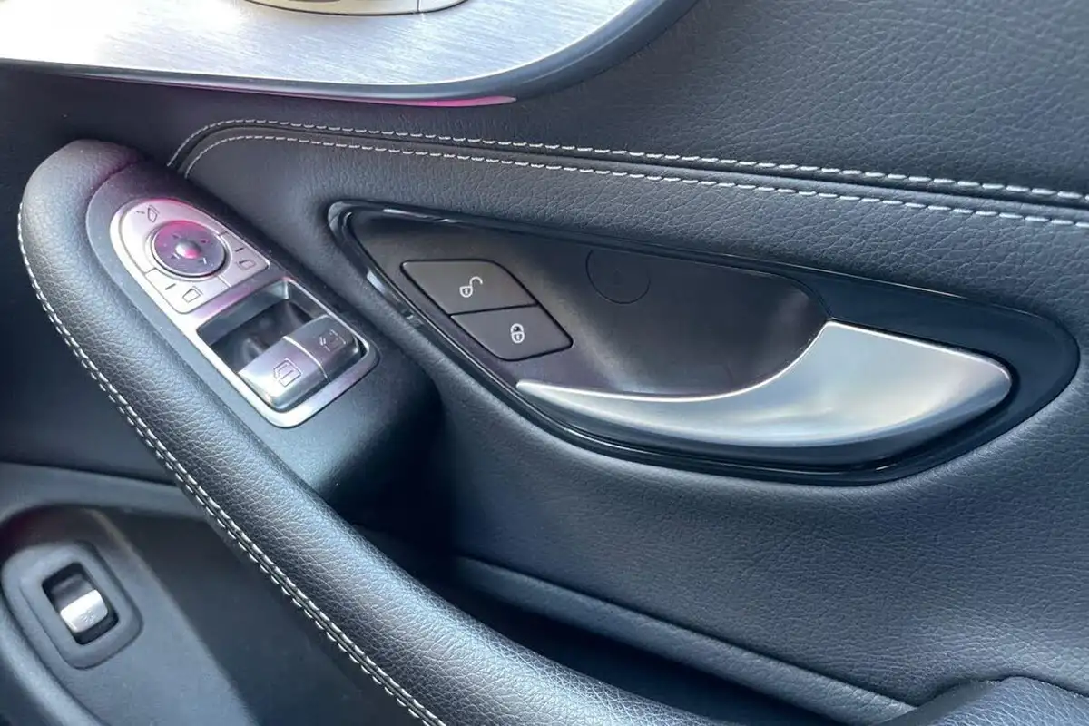 2021-mercedes-benz-c-class-20d-c220d-amg-line-edition-premium-coupe-big-41
