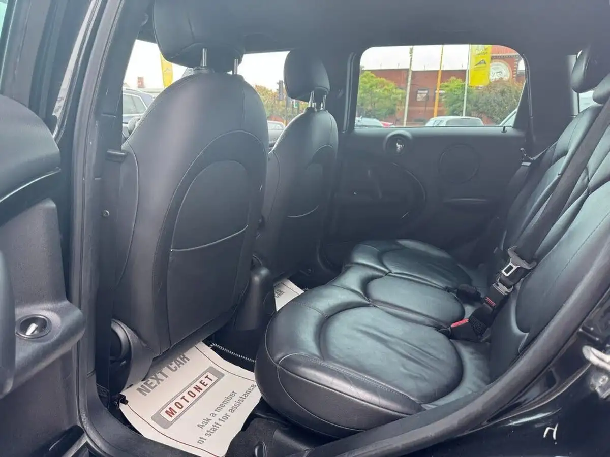 2011-mini-countryman-16-cooper-s-190bhp-all4-big-16