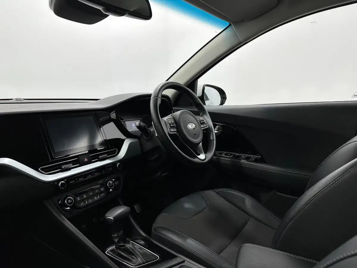 2021-kia-niro-16-gdi-2-big-26
