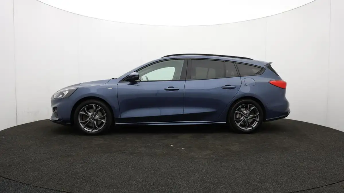 2021-ford-focus-15-st-line-estate-big-69