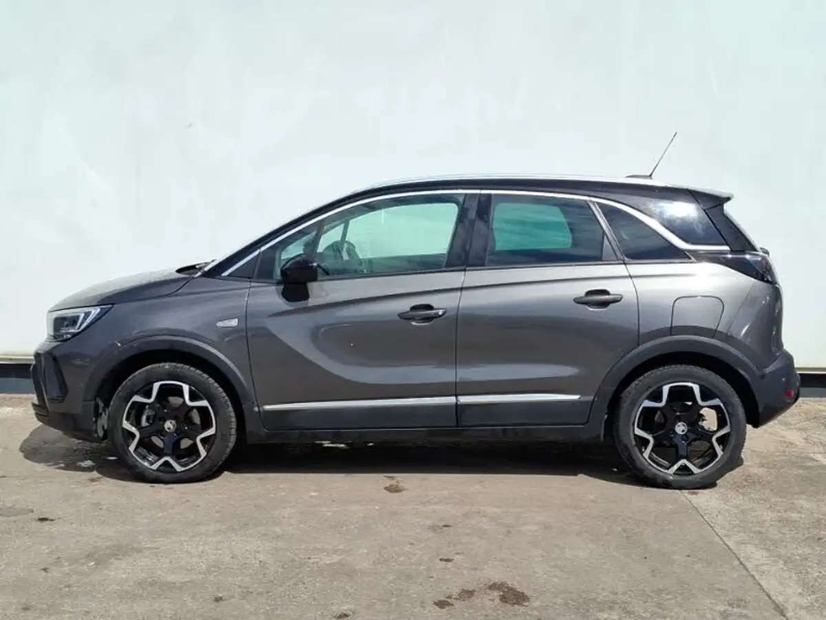 2022-vauxhall-crossland-12-ultimate-130ps-auto-big-3