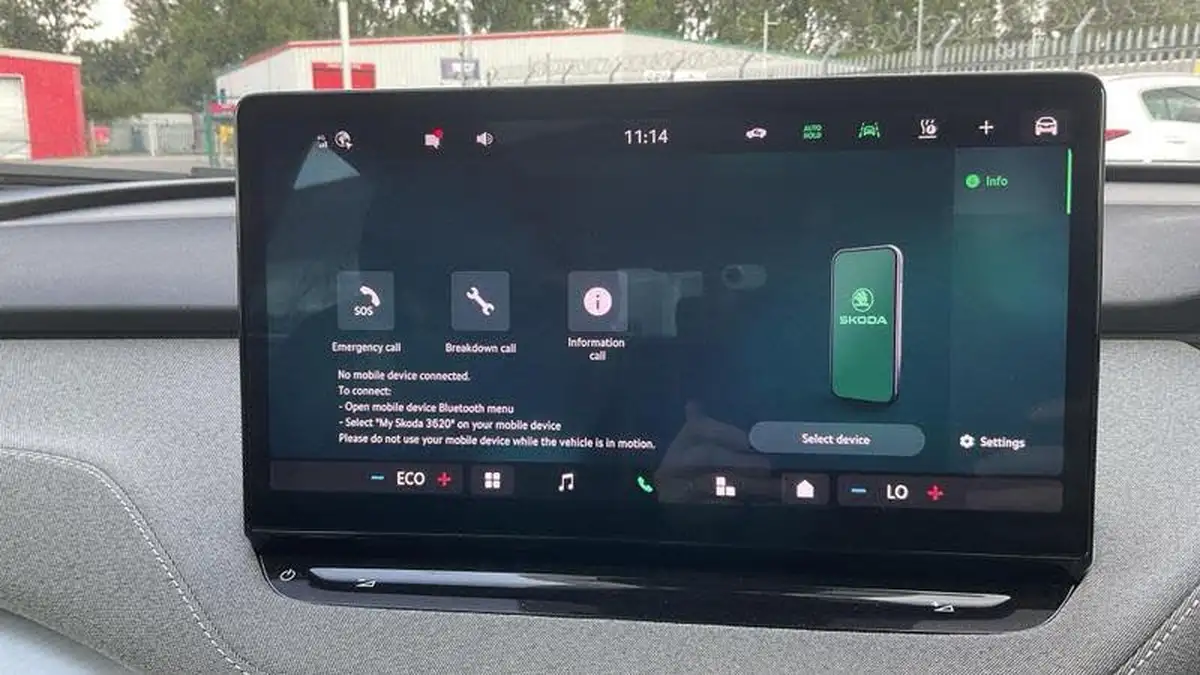 2024-skoda-enyaq-e-85-suv-big-24