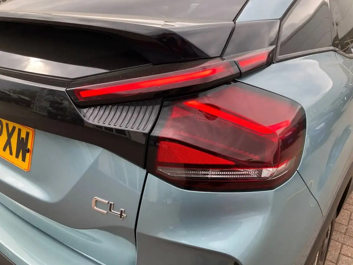 2023-citroen-c4-12-puretech-c-series-edition-big-26