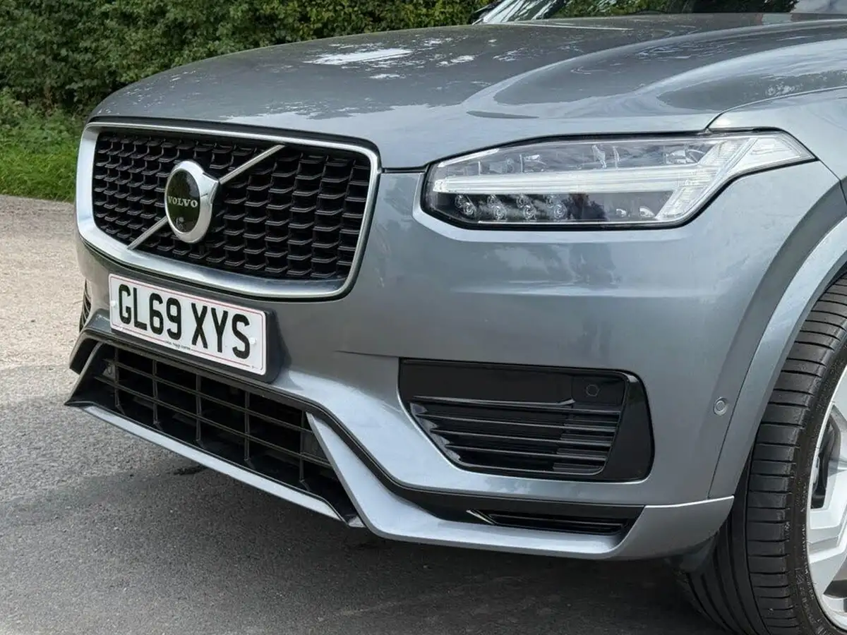 2020-volvo-xc90-20-t8-r-design-twin-engine-big-27