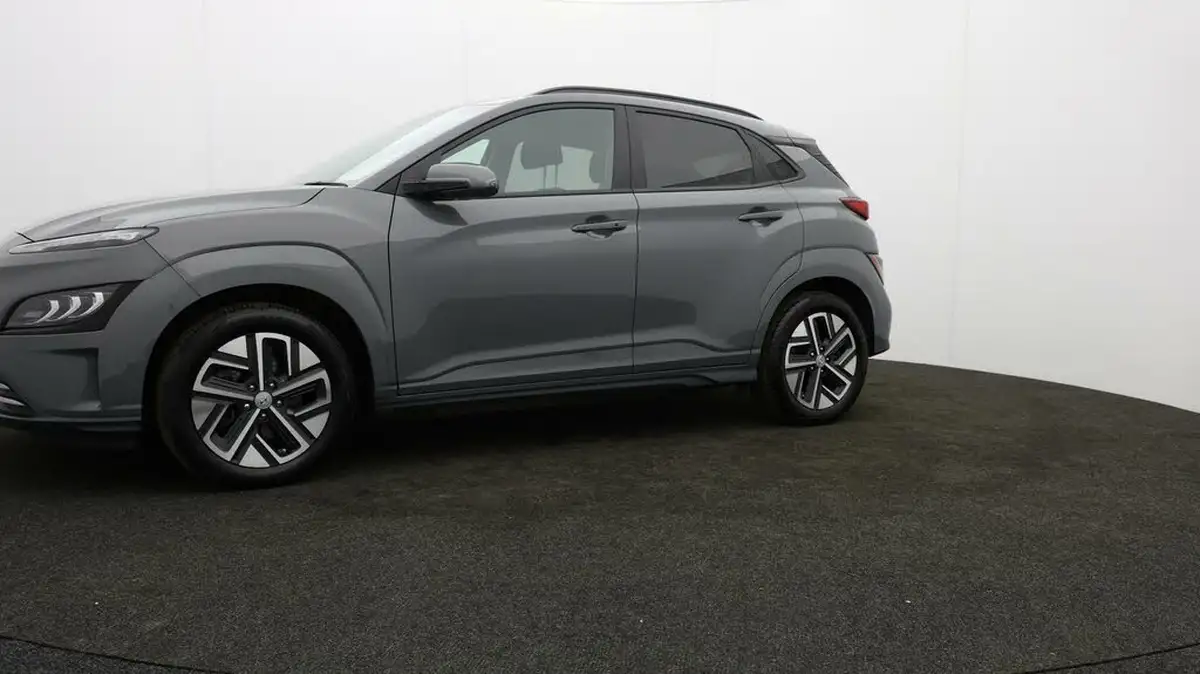 2022-hyundai-kona-e-premium-204ps-64kwh-7kw-obc-big-61