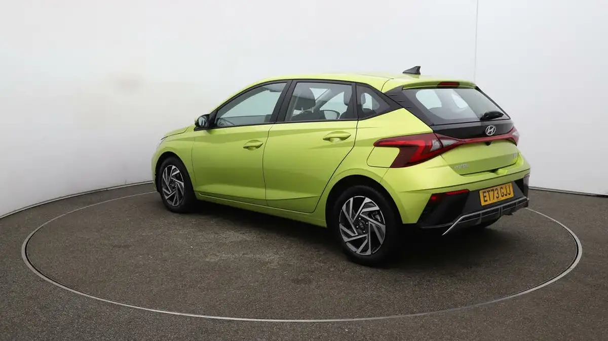 2024-hyundai-i20-10-t-gdi-advance-big-55