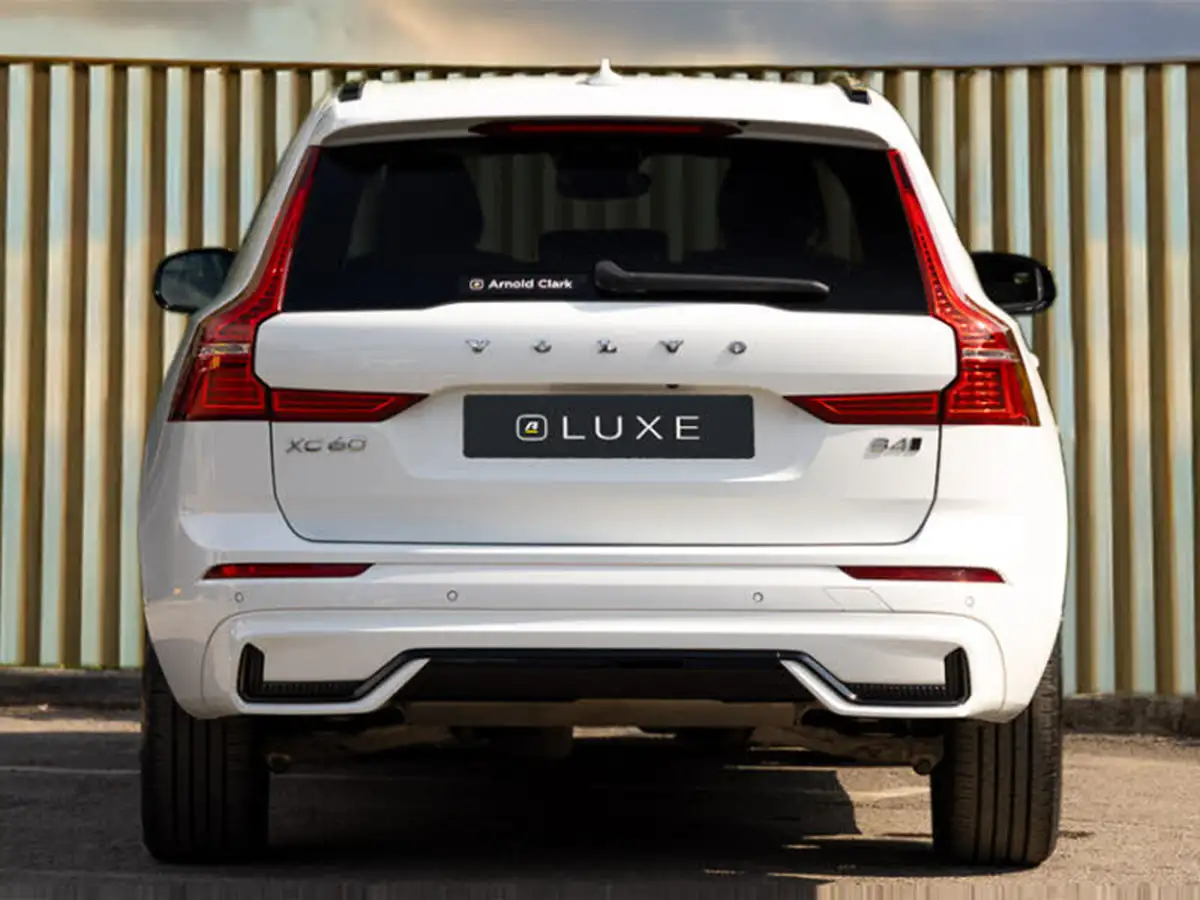 2021-volvo-xc60-20td-b4-r-design-awd-big-11