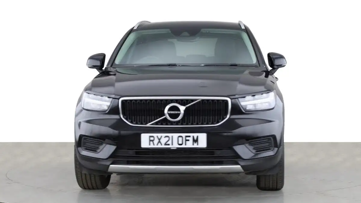2021-volvo-xc40-15-t3-momentum-161bhp-big-1