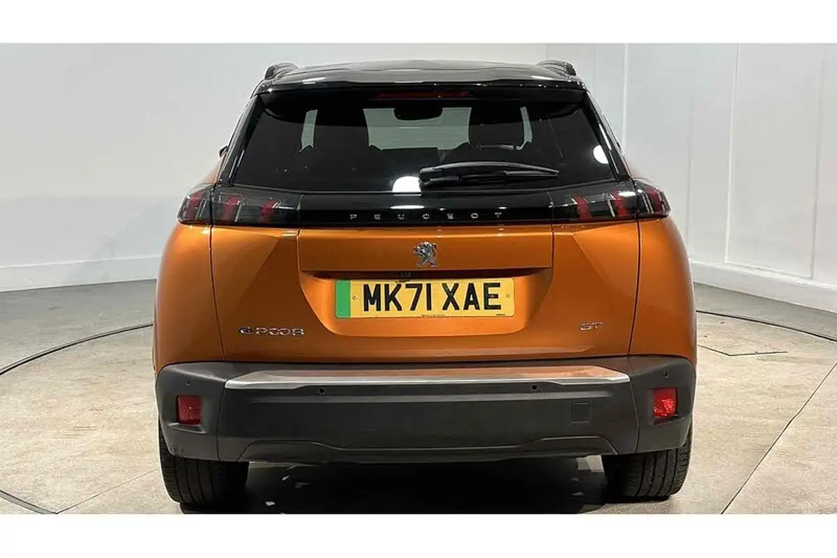 2021-peugeot-2008-suv-e-gt-premium-big-9