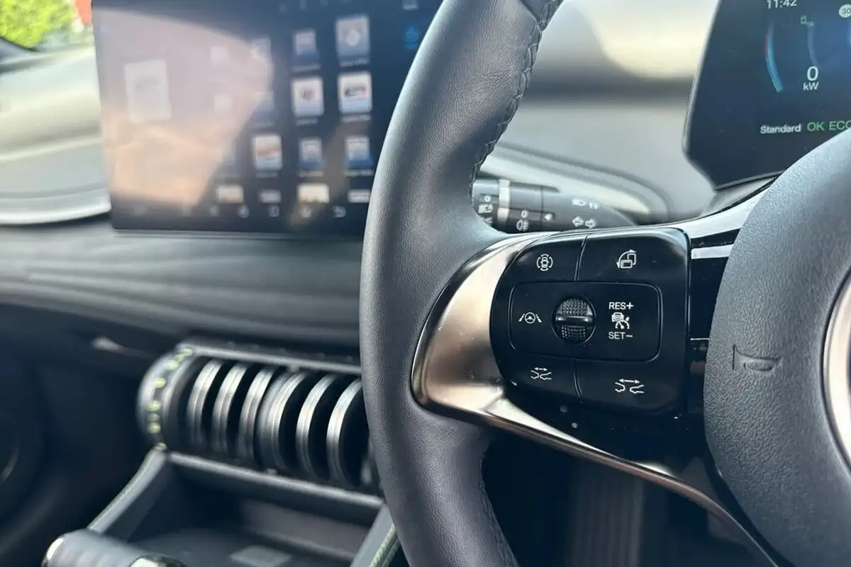 2025-byd-atto-3-e-comfort-big-39