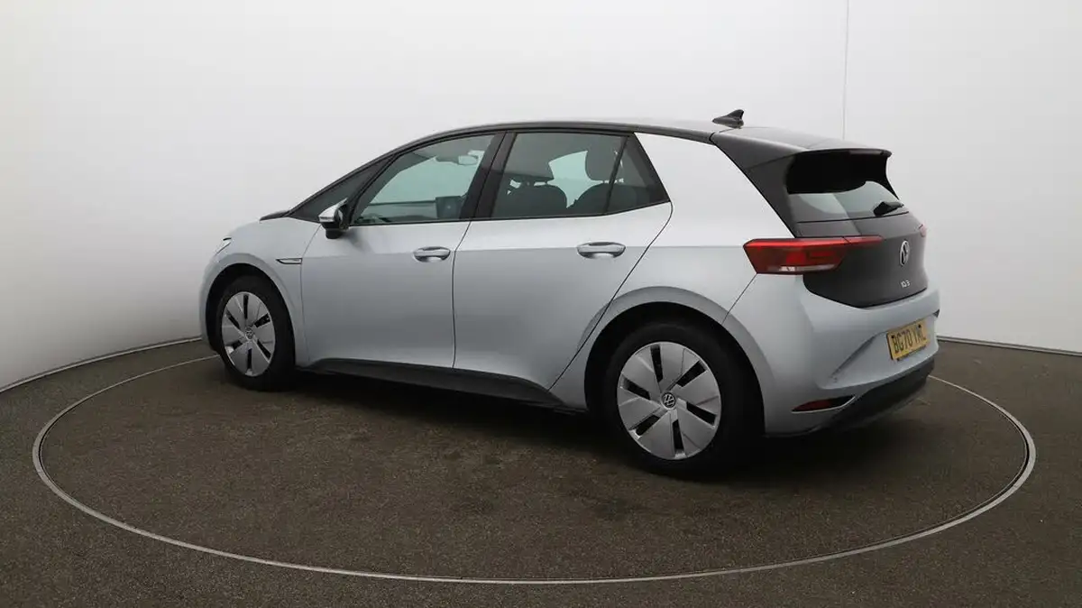 2020-volkswagen-id3-e-life-big-34