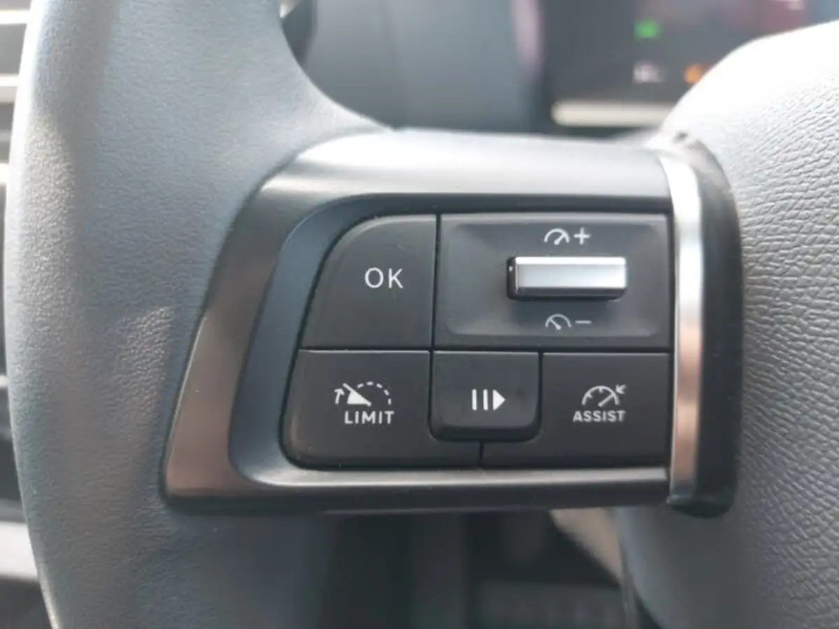 2021-citroen-c4-12-puretech-sense-plus-big-11
