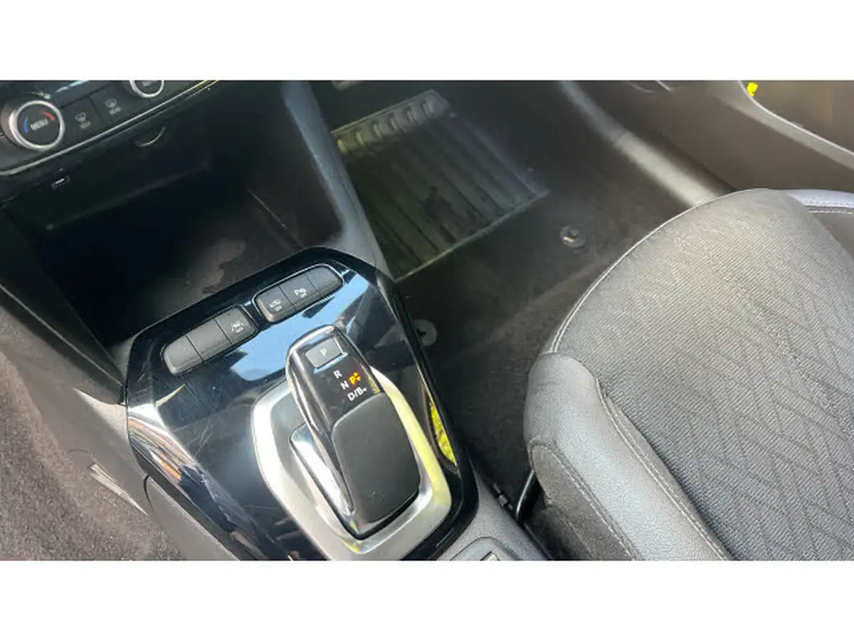 2022-vauxhall-corsa-e-elite-premium-big-12