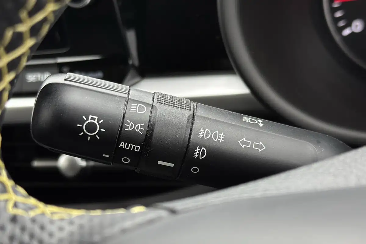2023-kia-picanto-10-x-line-s-auto-seq-big-32