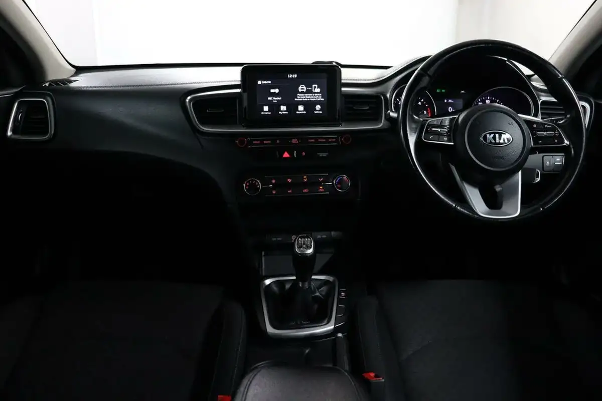 2019-kia-ceed-16crdi-2-eco-hatchback-big-40