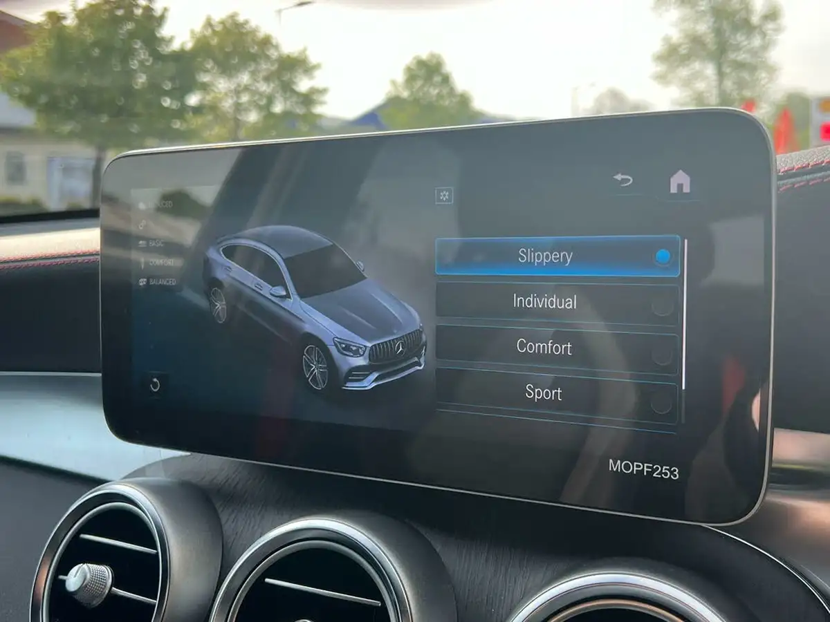 2020-mercedes-benz-glc-class-30-glc-amg-43-coupe-4d-big-51