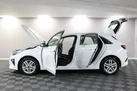 2019-kia-ceed-16crdi-2-eco-hatchback-small-3