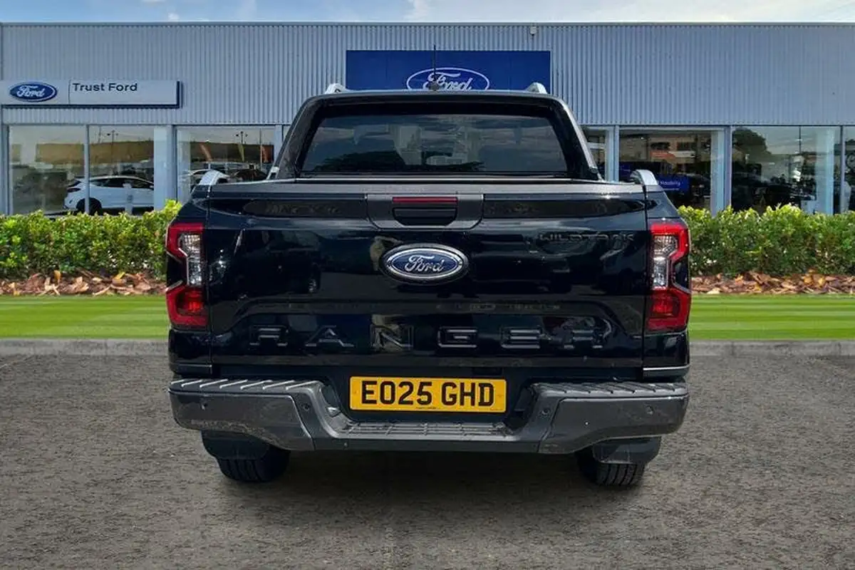 2025-ford-ranger-30-ecoblue-wildtrak-240pseu6e-big-12
