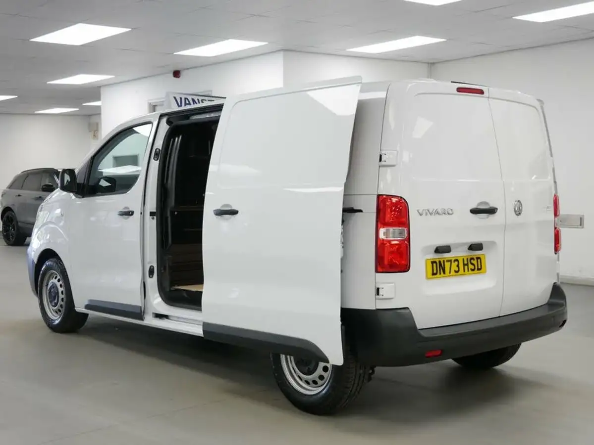 2023-vauxhall-vivaro-15td-2900-l1h1-prime-big-28