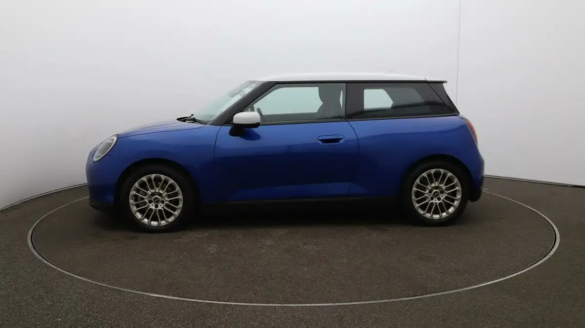2024-mini-cooper-e-cooper-e-exclusive-big-63