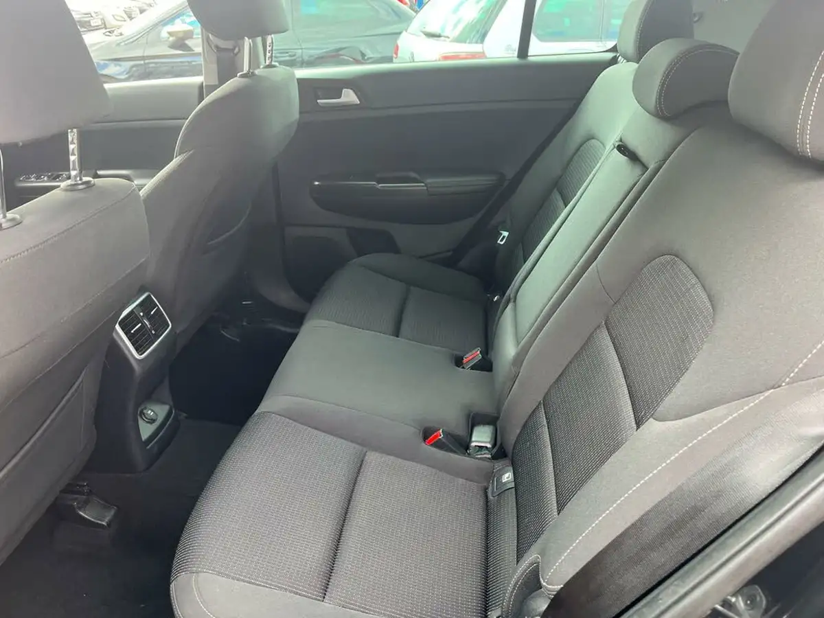 2016-kia-sportage-17crdi-2-big-12
