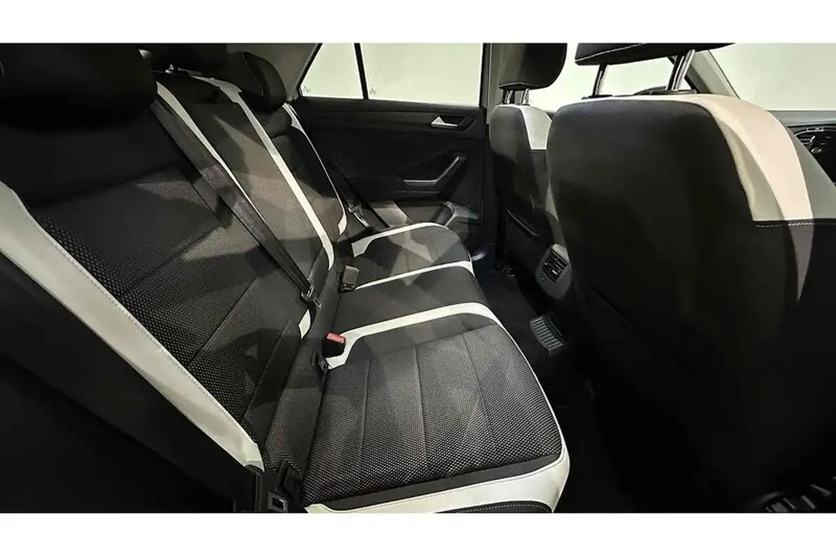 2019-volkswagen-t-roc-20tdi-sel-dsg-big-23