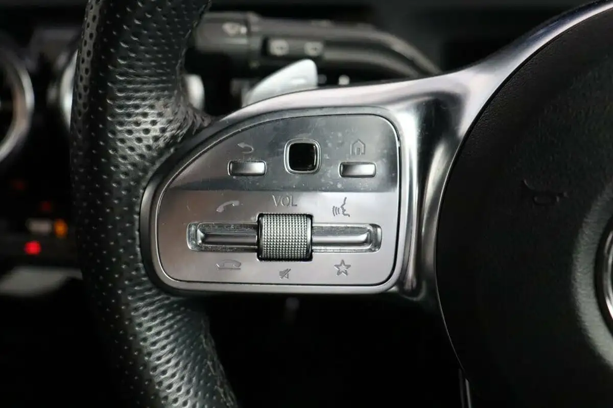 2022-mercedes-benz-a-class-13-a180-amg-line-executive-edition-hatchback-5d-7g-dct-big-26