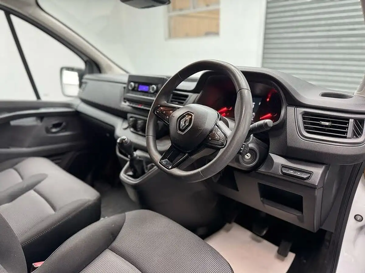 2022-renault-trafic-20dci-sl28-150-business-big-8