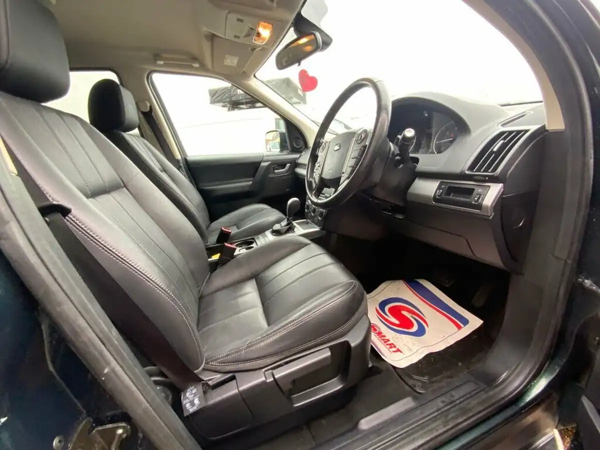 2014-land-rover-freelander-2-22sd4-xs-big-17