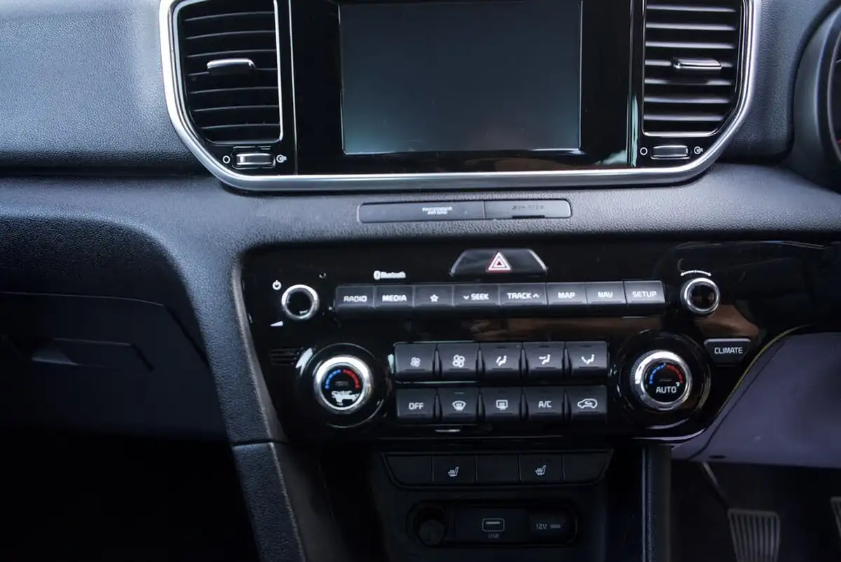 2019-kia-sportage-16crdi-2-big-50