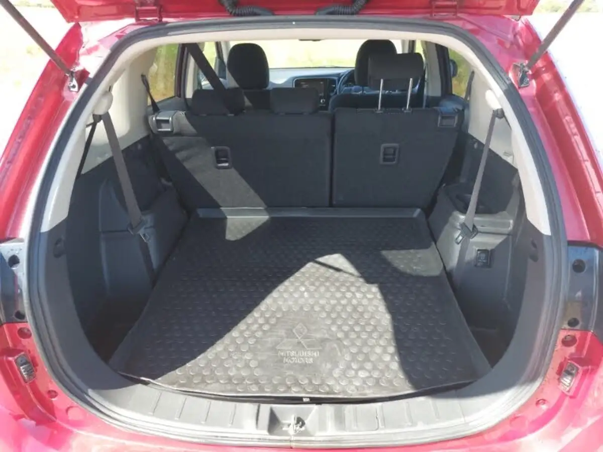 2019-mitsubishi-outlander-20-design-big-7