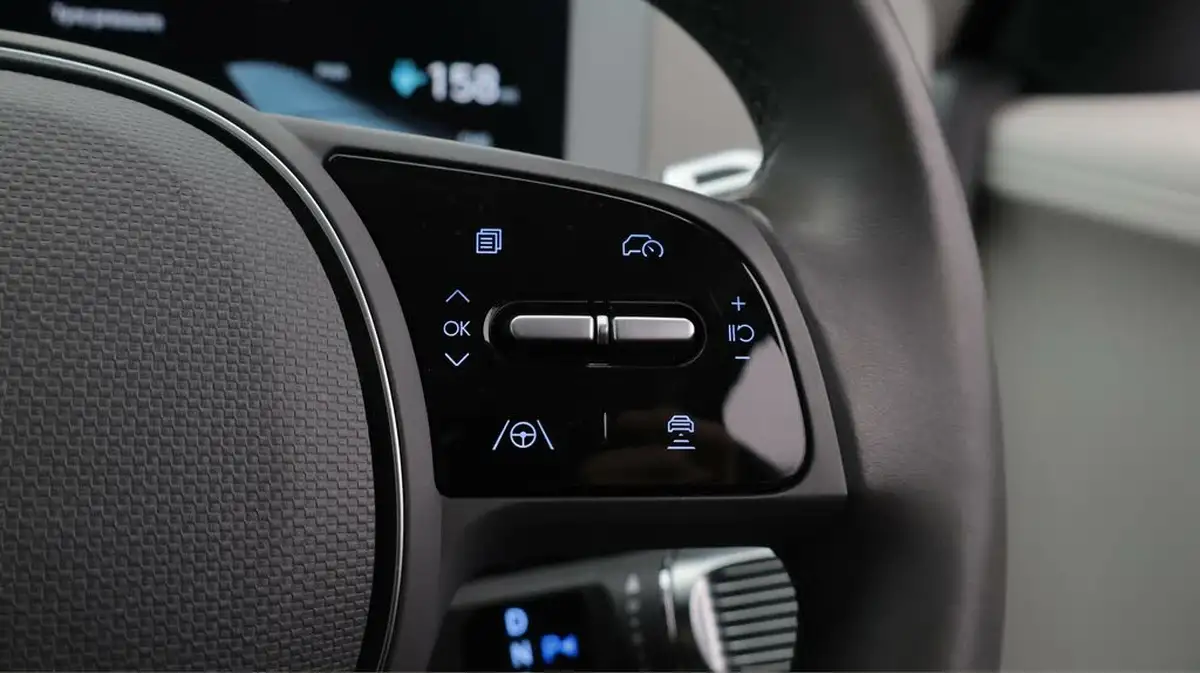 2022-hyundai-ioniq-5-e-ultimate-217ps-73kwh-rwd-big-23