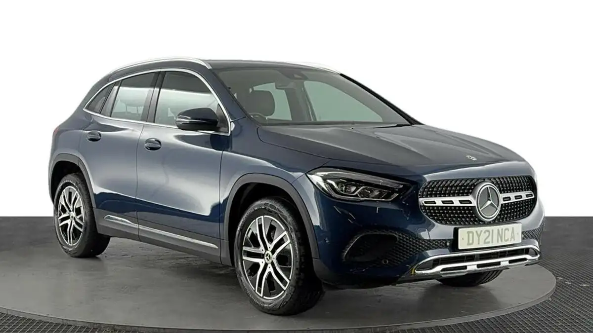 2021-mercedes-benz-gla-class-20d-gla-200d-sport-executive-big-1