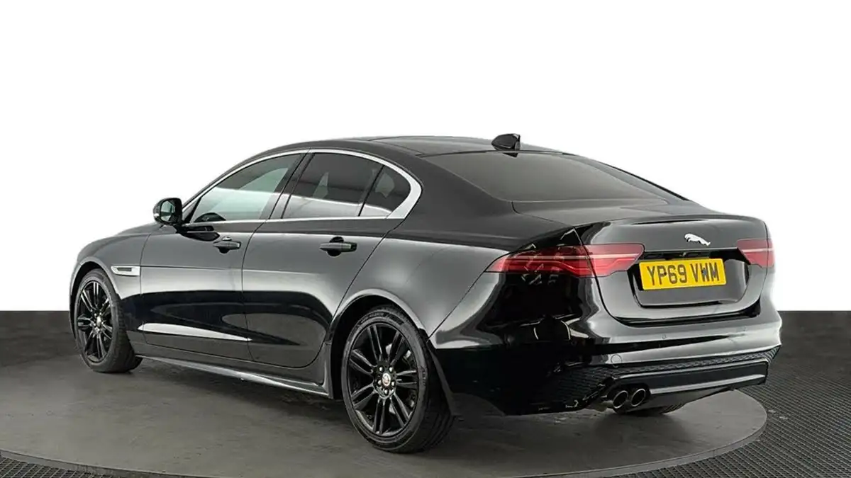 2020-jaguar-xe-20d-r-dynamic-s-big-5
