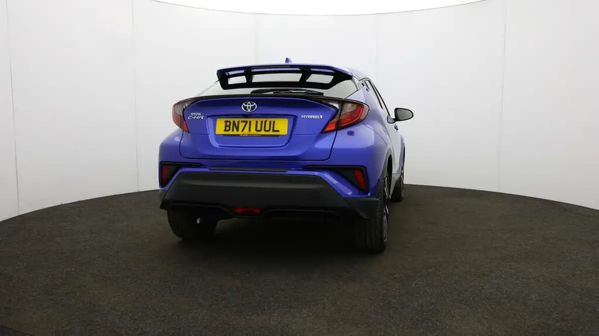 2021-toyota-c-hr-18-vvt-i-design-big-54