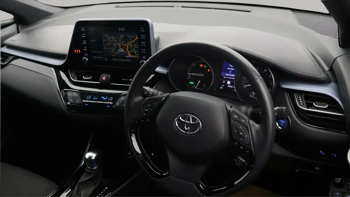 2021-toyota-c-hr-18-vvt-i-design-big-8