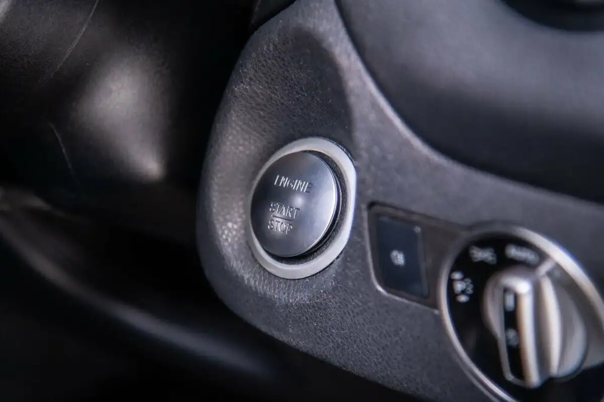 2020-mercedes-benz-gla-class-16-gla-200-amg-line-edition-plus-7g-dct-big-74