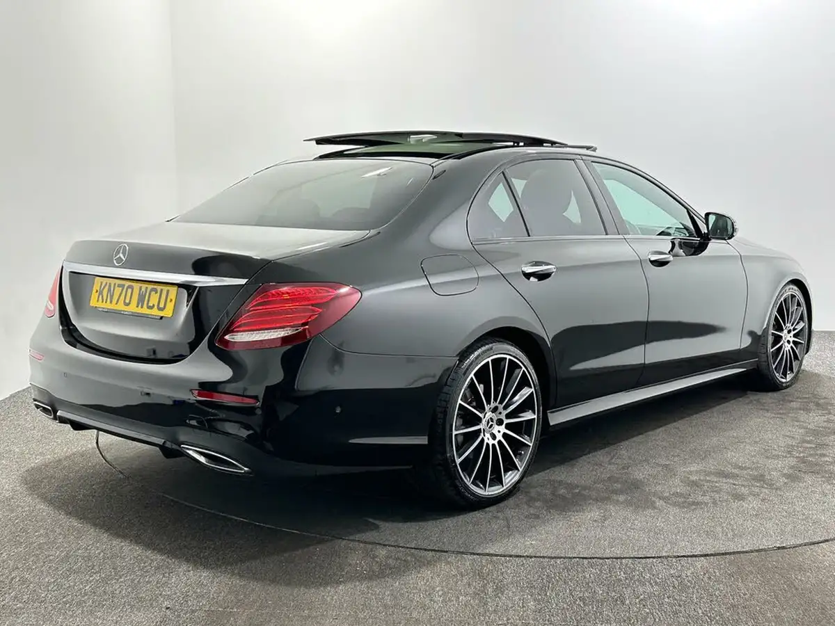 2020-mercedes-benz-e-class-20d-e300d-amg-line-edition-premium-plus-saloon-4d-big-7
