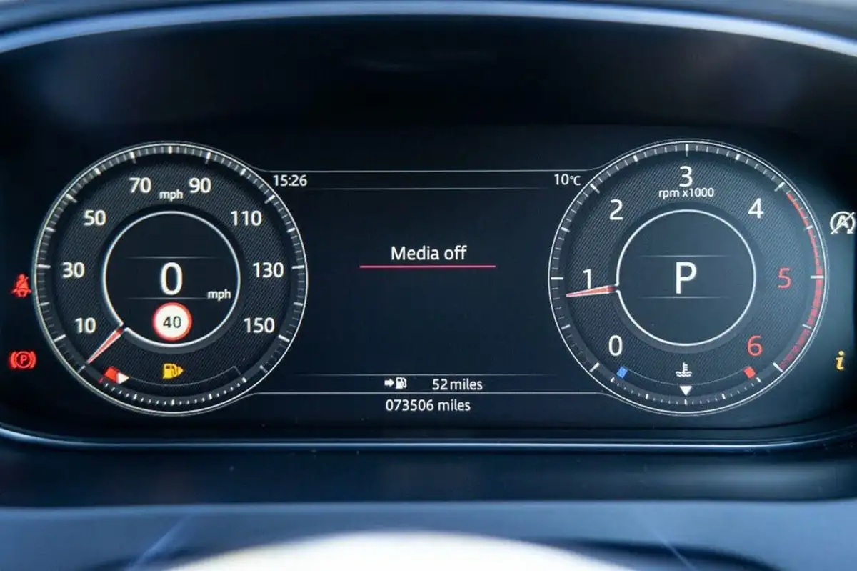 2019-jaguar-e-pace-20-i4d-r-dynamic-hse-180ps-big-14