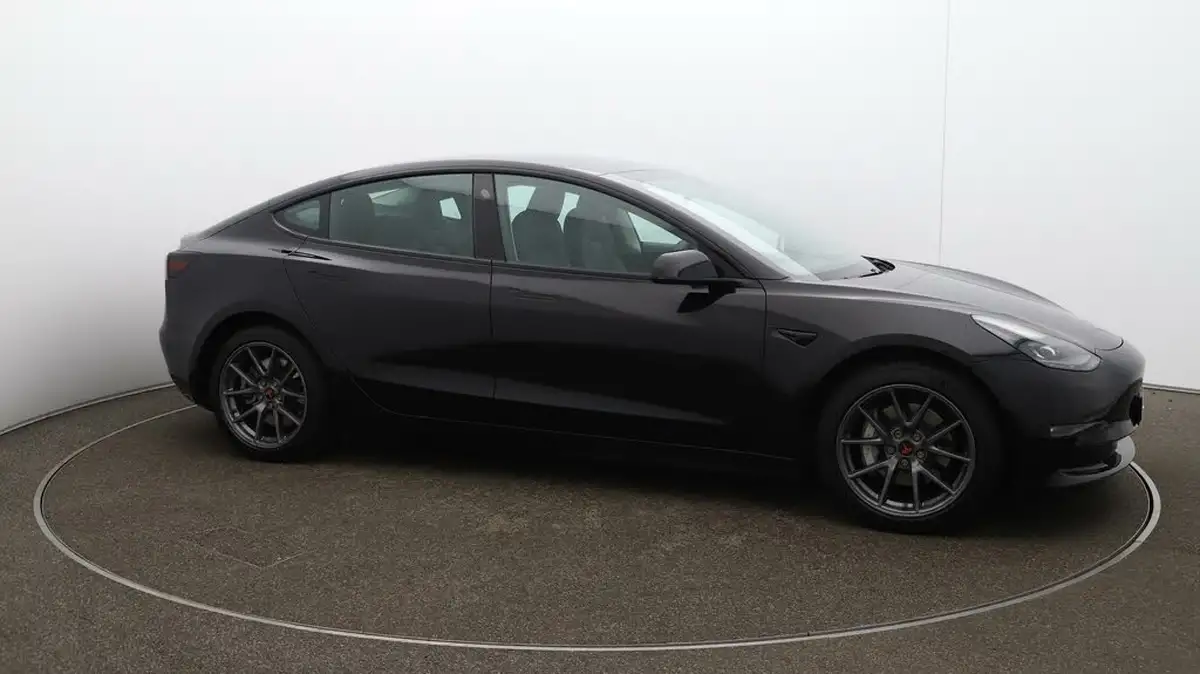 2021-tesla-model-3-e-long-range-4x4-big-44