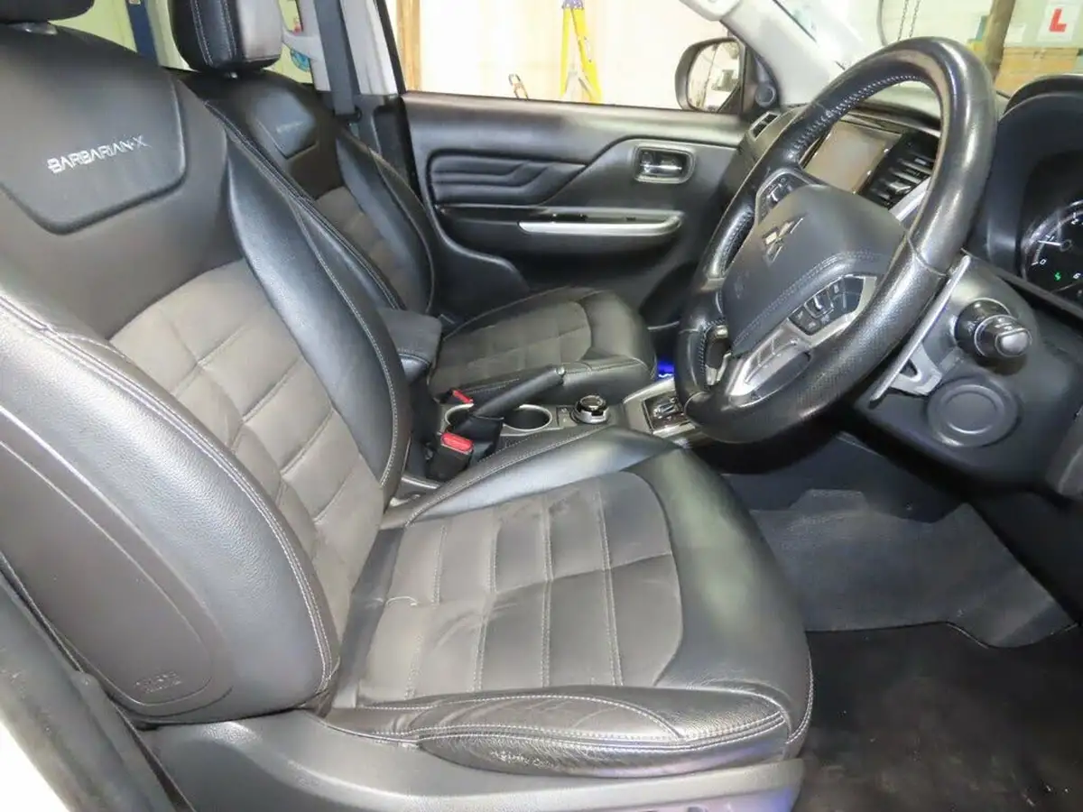 2020-mitsubishi-l200-22di-d-barbarian-x-big-6