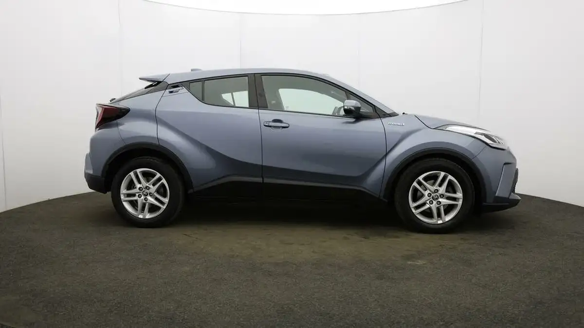 2020-toyota-c-hr-18-vvt-i-icon-parking-pack-big-44