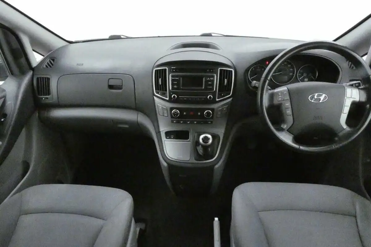 2019-hyundai-i800-25crdi-se-136ps-big-19